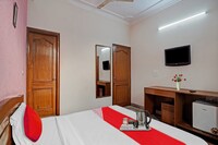 Flagship Imperial Residency Near Kingdom Of Dreams