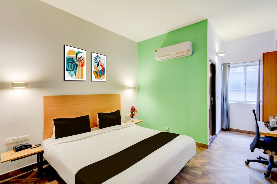 Townhouse SR Nagar Metro Station Hyderabad, Ameerpet, Hyderabad