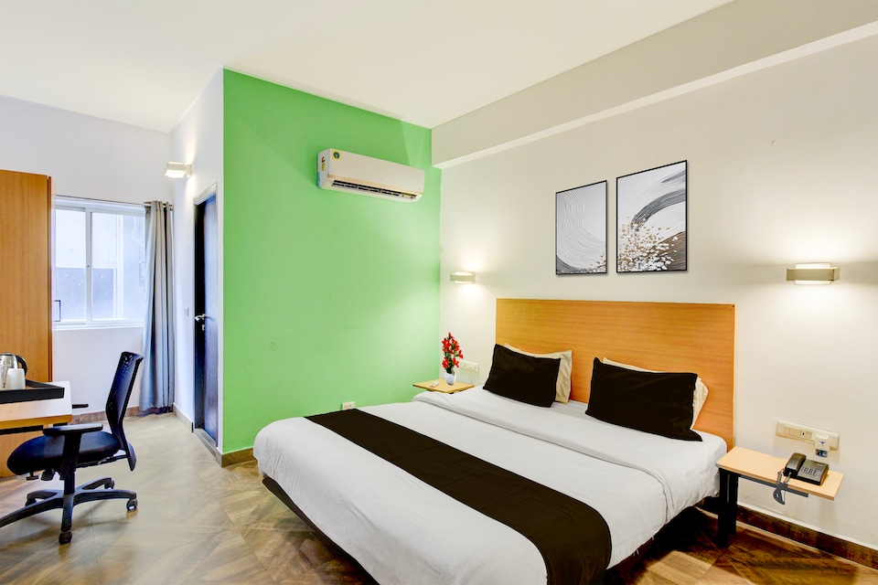Townhouse SR Nagar Metro Station Hyderabad, Ameerpet, Hyderabad