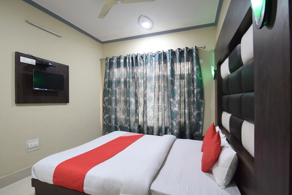 OYO 12202 Hotel Samar, Munawarabad, Srinagar