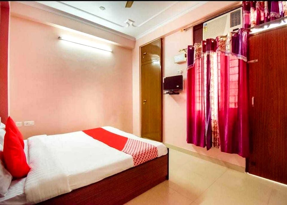 Hotel O CASTLE HOME STAY , Jaipur Airport, Jaipur