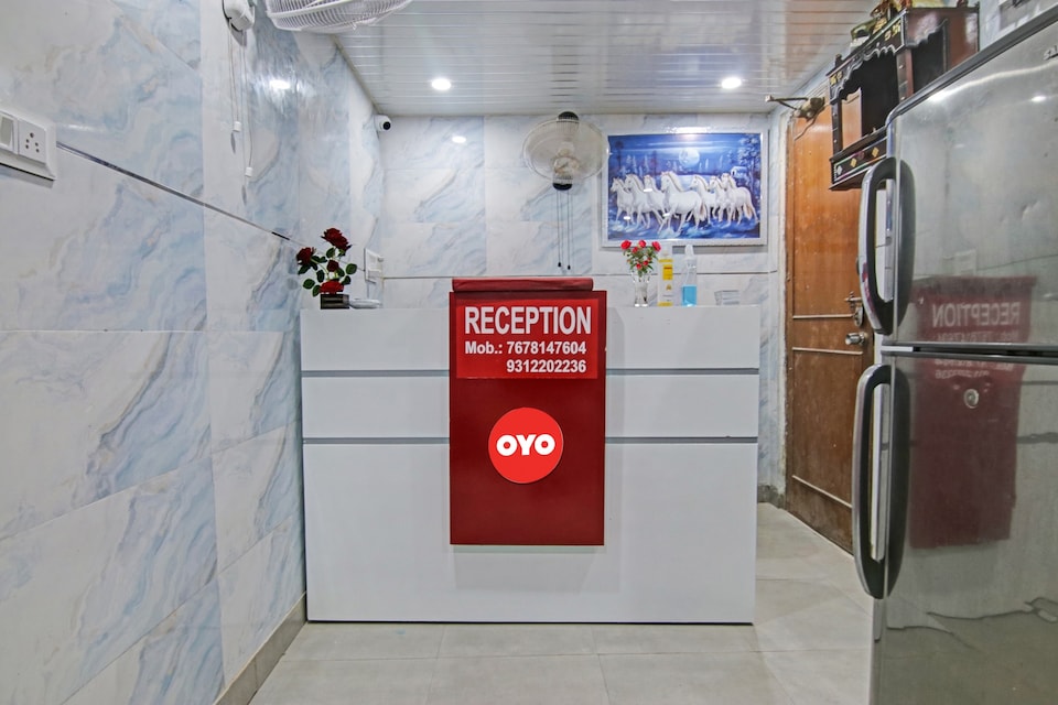 Hotel O You & Me, Rajouri Garden Delhi, Delhi