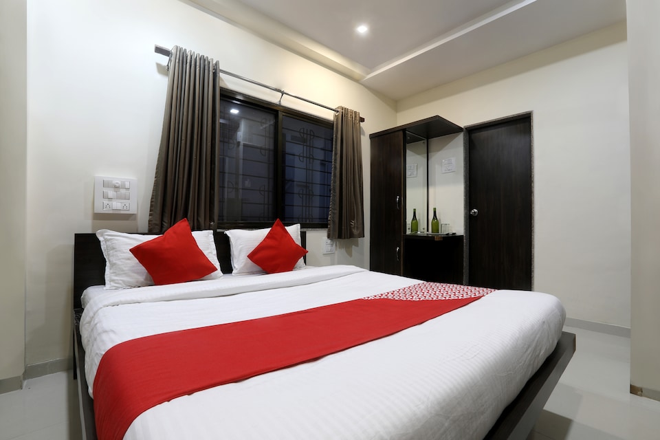 OYO 12205 Vishnupriya Regency, Kolhapur, Kolhapur