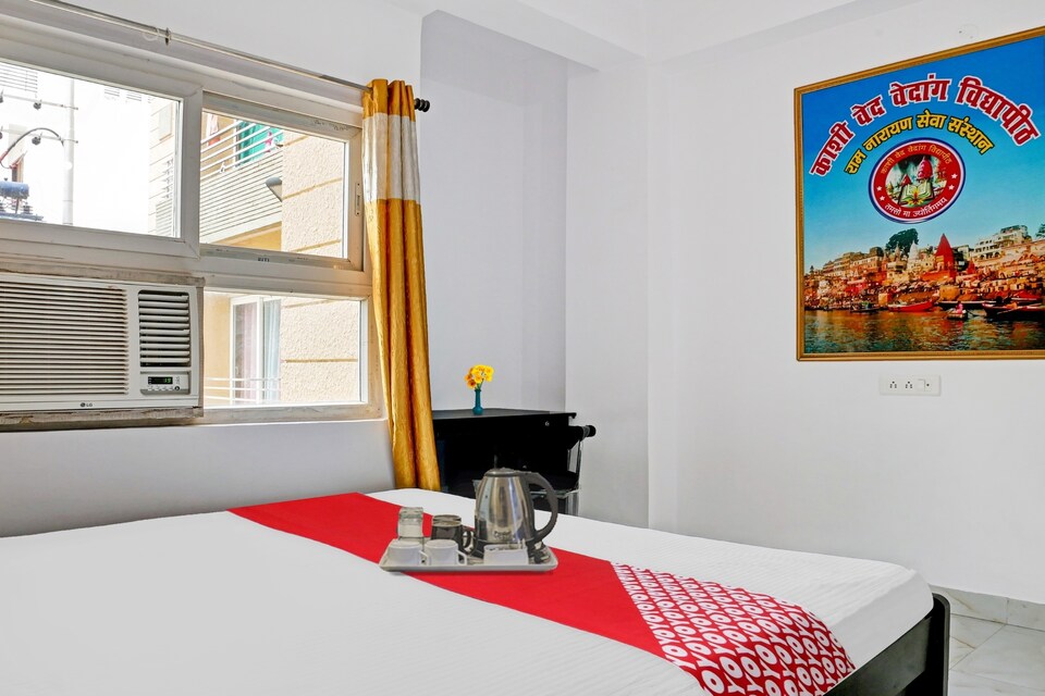 OYO Flagship 700942 Ram Narayan Sewa Sansthan Guest House, Sigra, Varanasi