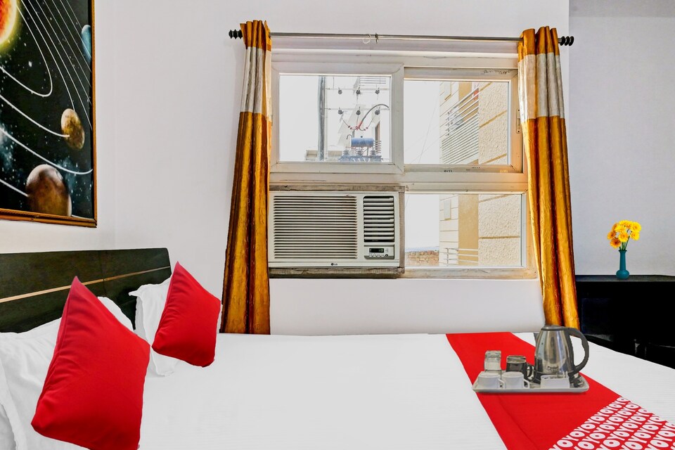 OYO Flagship 700942 Ram Narayan Sewa Sansthan Guest House, Sigra, Varanasi