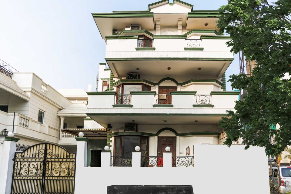 Collection O Hotel SUSHILAS GROUP Near Aravali Biodiversity Park, Golf Course Road, Gurgaon