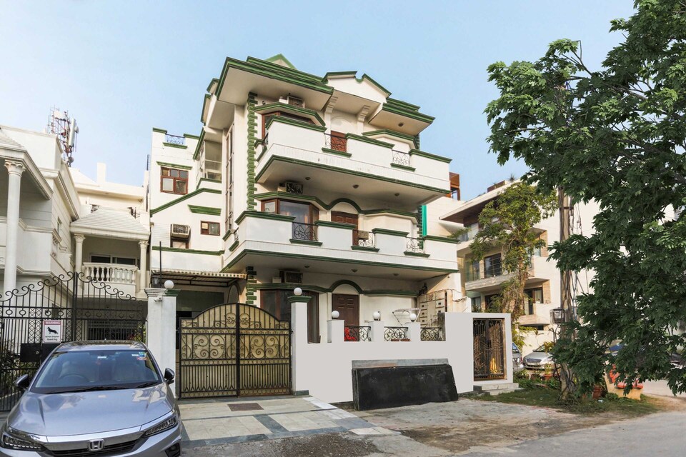 Collection O Hotel SUSHILAS GROUP Near Aravali Biodiversity Park, Golf Course Road, Gurgaon