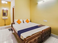 Hotel O Sai Chinmay Lodge