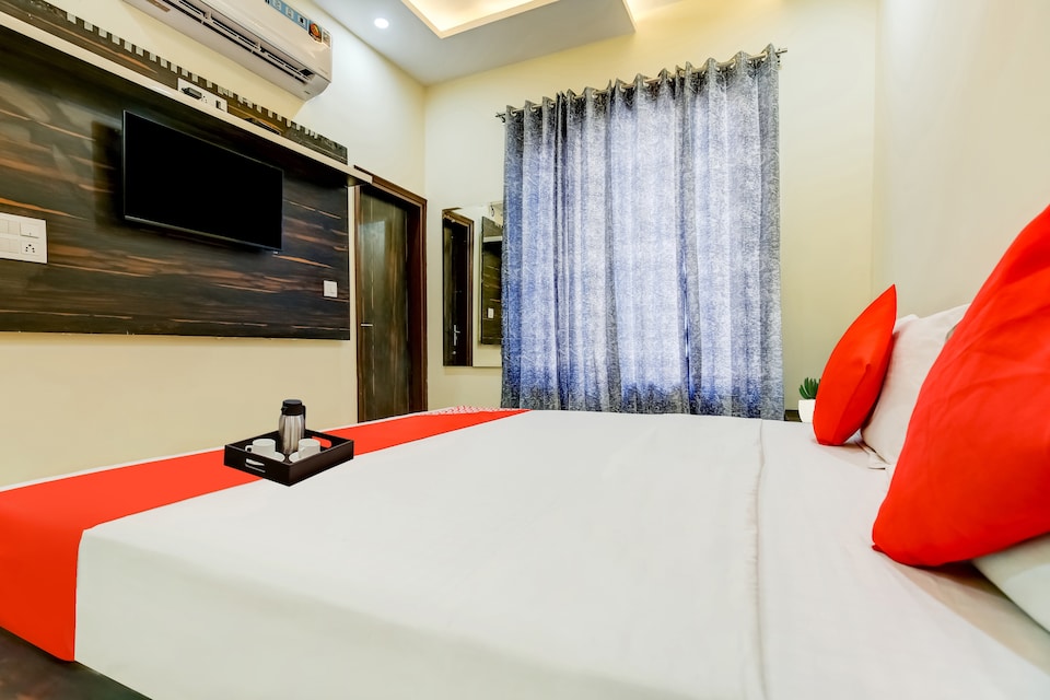 Hotel O Moon trip, Kharar, Kharar