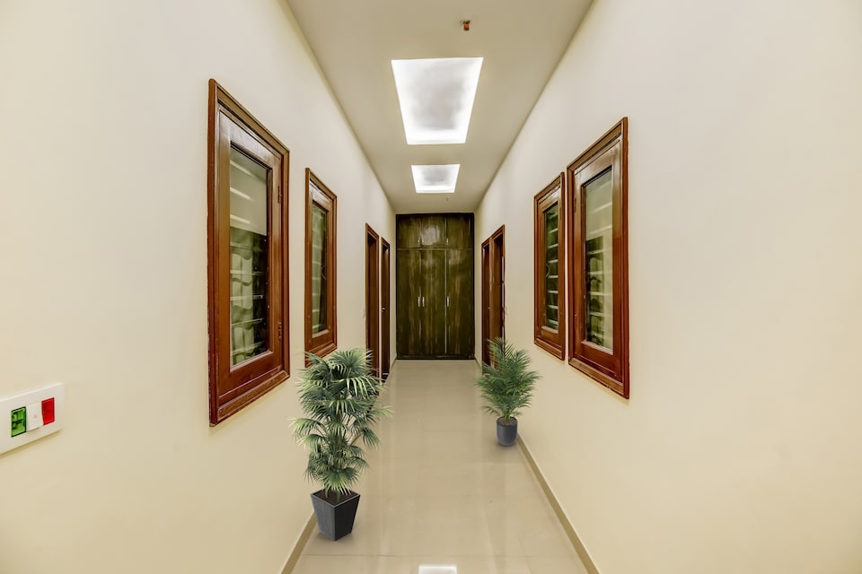 Hotel O Moon trip, Kharar, Kharar