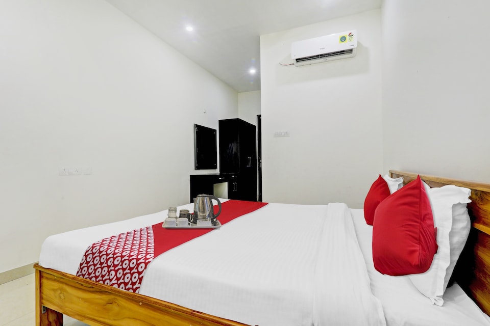 Hotel O S D Palace, Mahanagar Lucknow, Lucknow