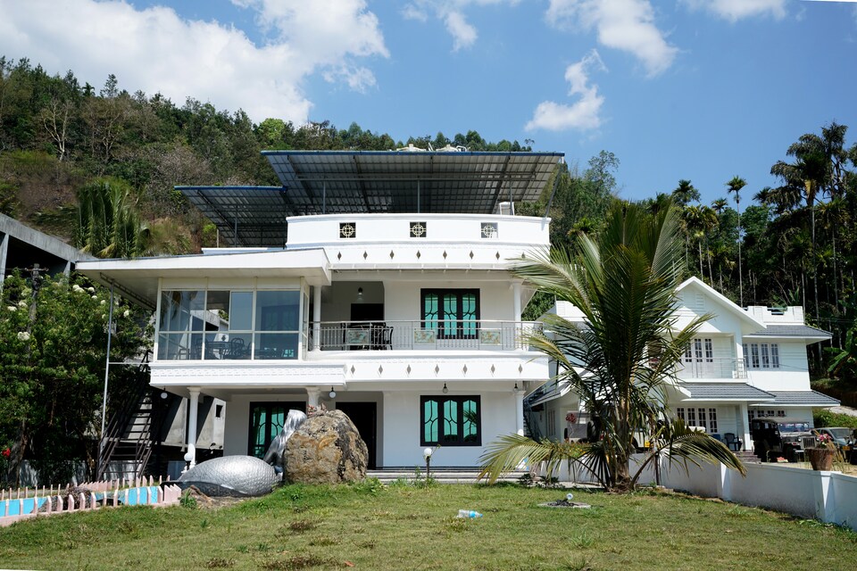 OYO 12224 Karoli Inn, Anachal, Munnar