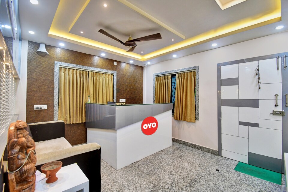Flagship Scholars Motel (guest House) Near St. Thomas's Church, Esplanade Kolkata, Kolkata