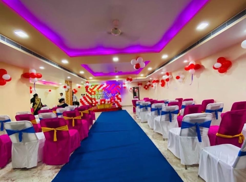 live on LCK2160, Charbagh Lucknow, Lucknow