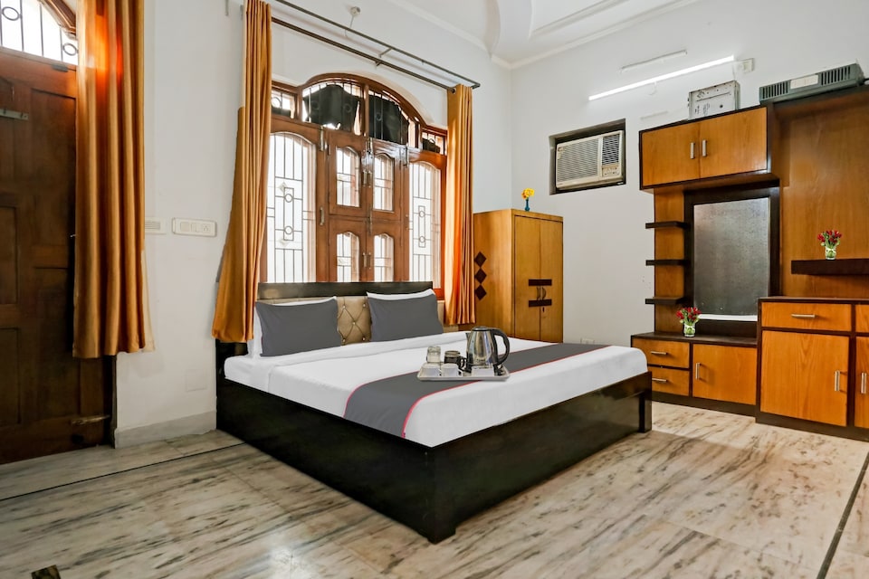 OYO Ashiyana Hotel, Faridabad, Faridabad