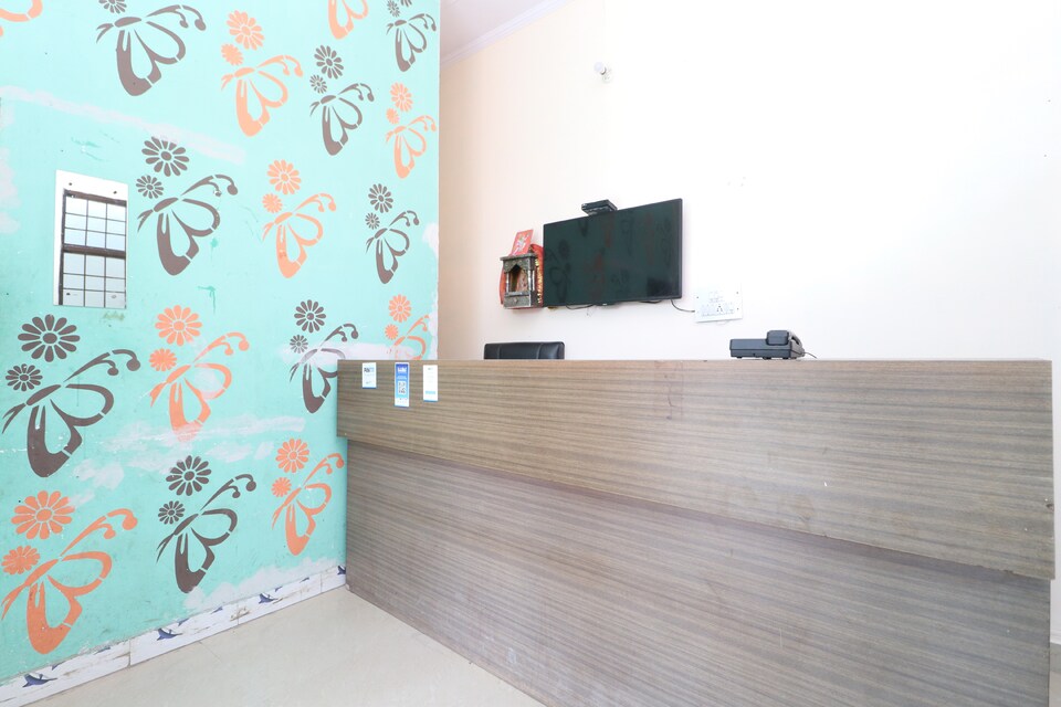 Flagship Hotel Arya, Nayagaon Chandigarh, Chandigarh