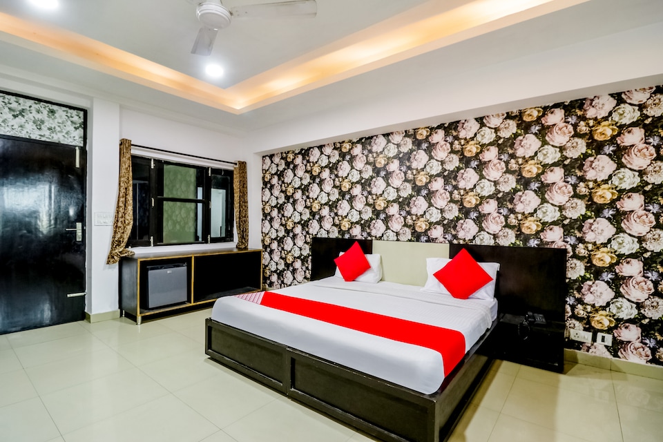 OYO 12230 Rockwood Inn, Faridabad, Faridabad