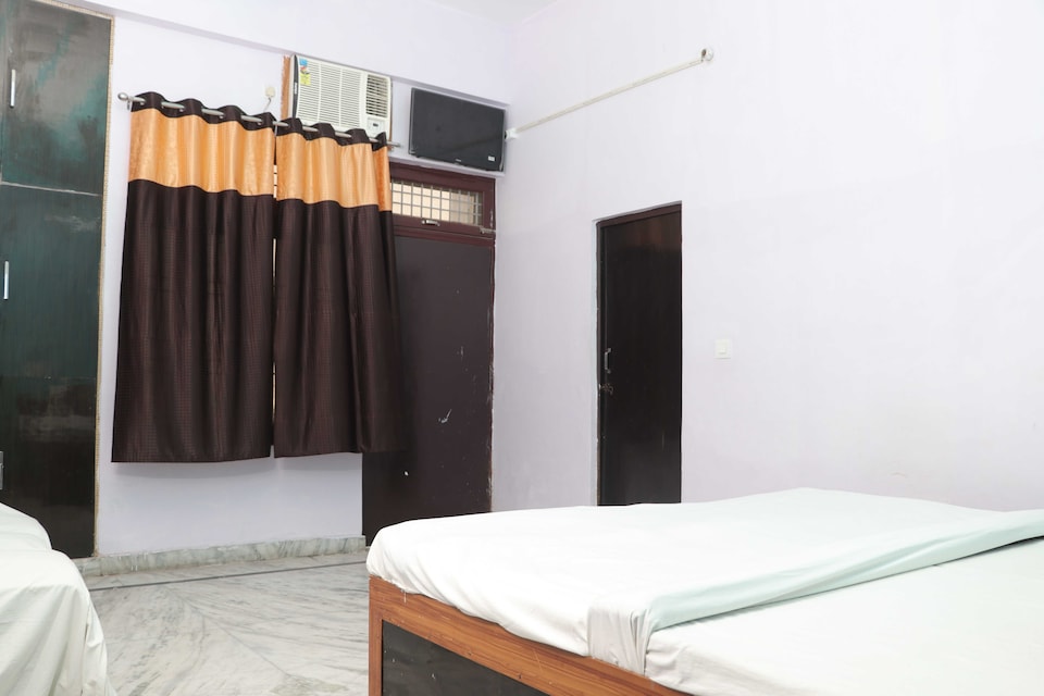 OYO Angoori Palace, Aligarh, Aligarh