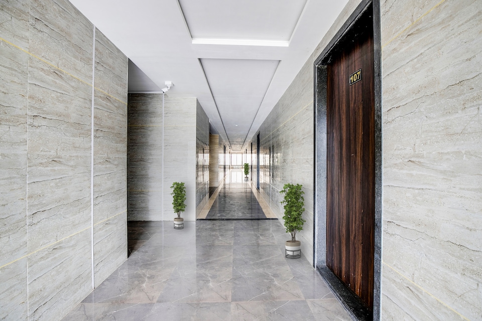 OYO Townhouse 701084 Hotel Raspberry Breeze, Devka Beach Daman, Daman