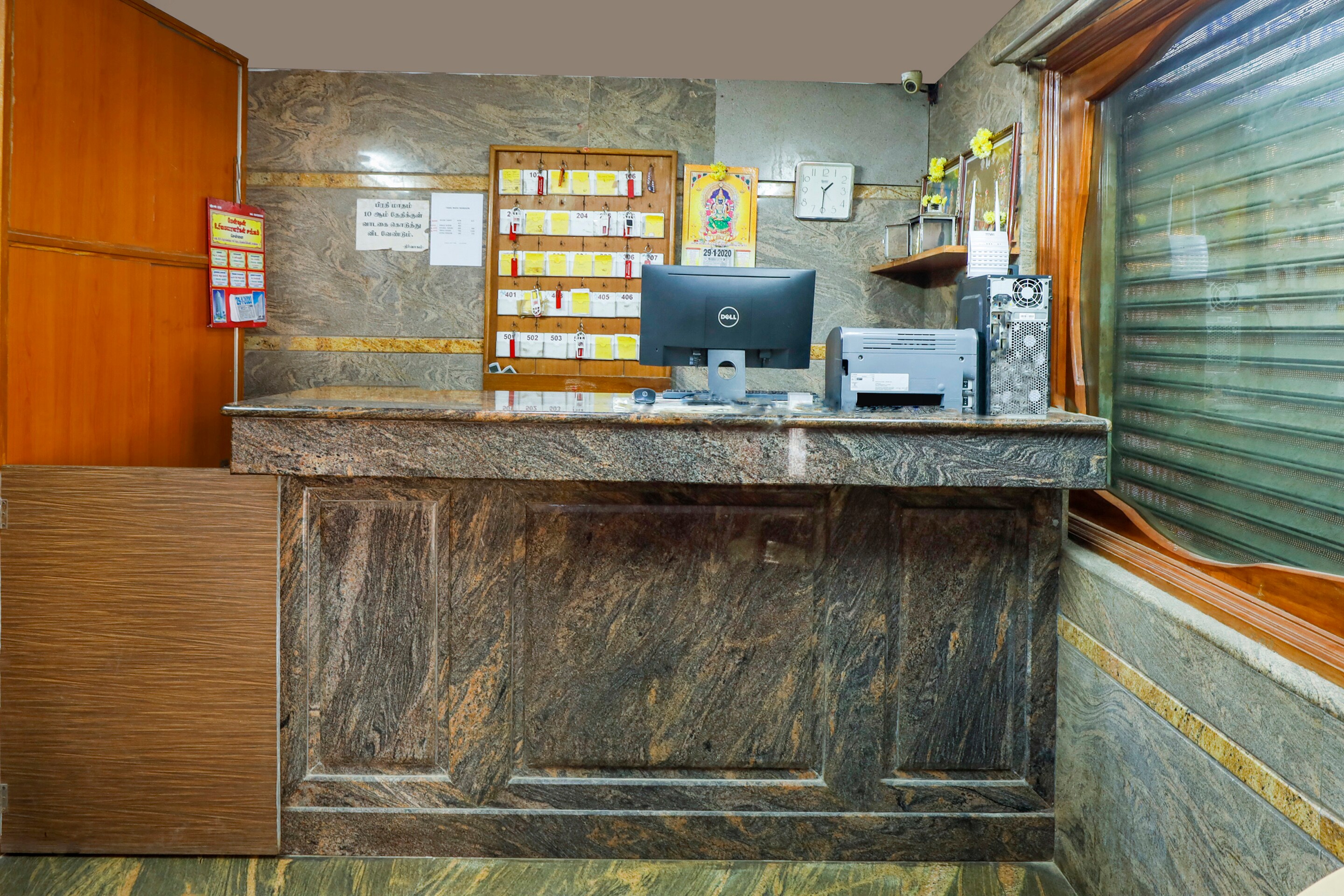 Hotels in Mount Road, Chennai Starting ₹442 Upto 80 OFF on 76