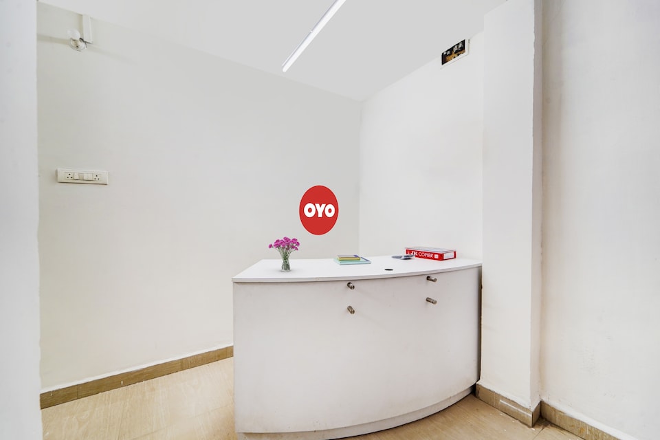 Hotel O Jayam Residency Tiruvottiyur Near Tiruvottriyur Theradi Metro Station, Madhavaram, Chennai