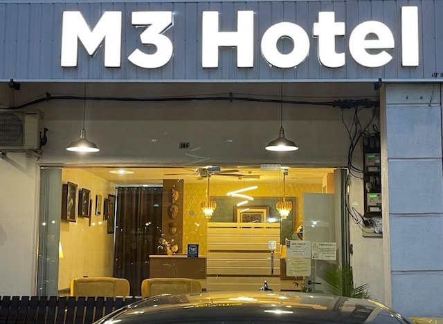 Hotel O M Three Hotel