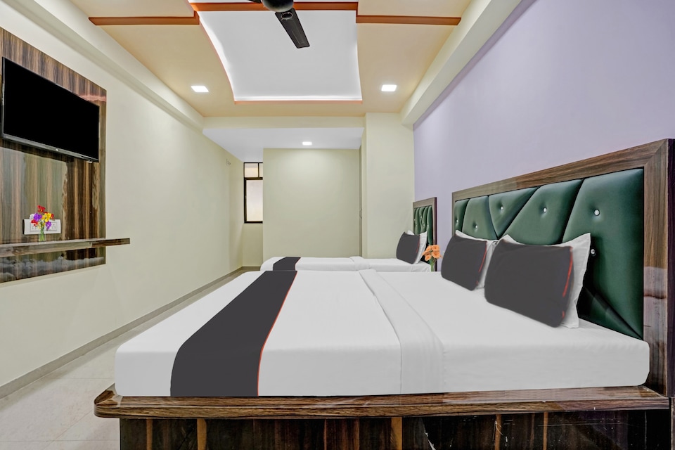 Collection O Ggc Inn, SG Highway Ahmedabad, Ahmedabad