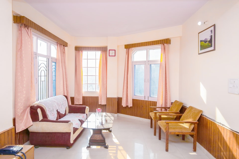 OYO Home 12242 Breezy Stay, Shoghi Shimla, Shimla