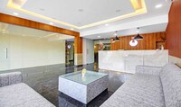Hotel O Royal View Near Iskcon Temple Noida