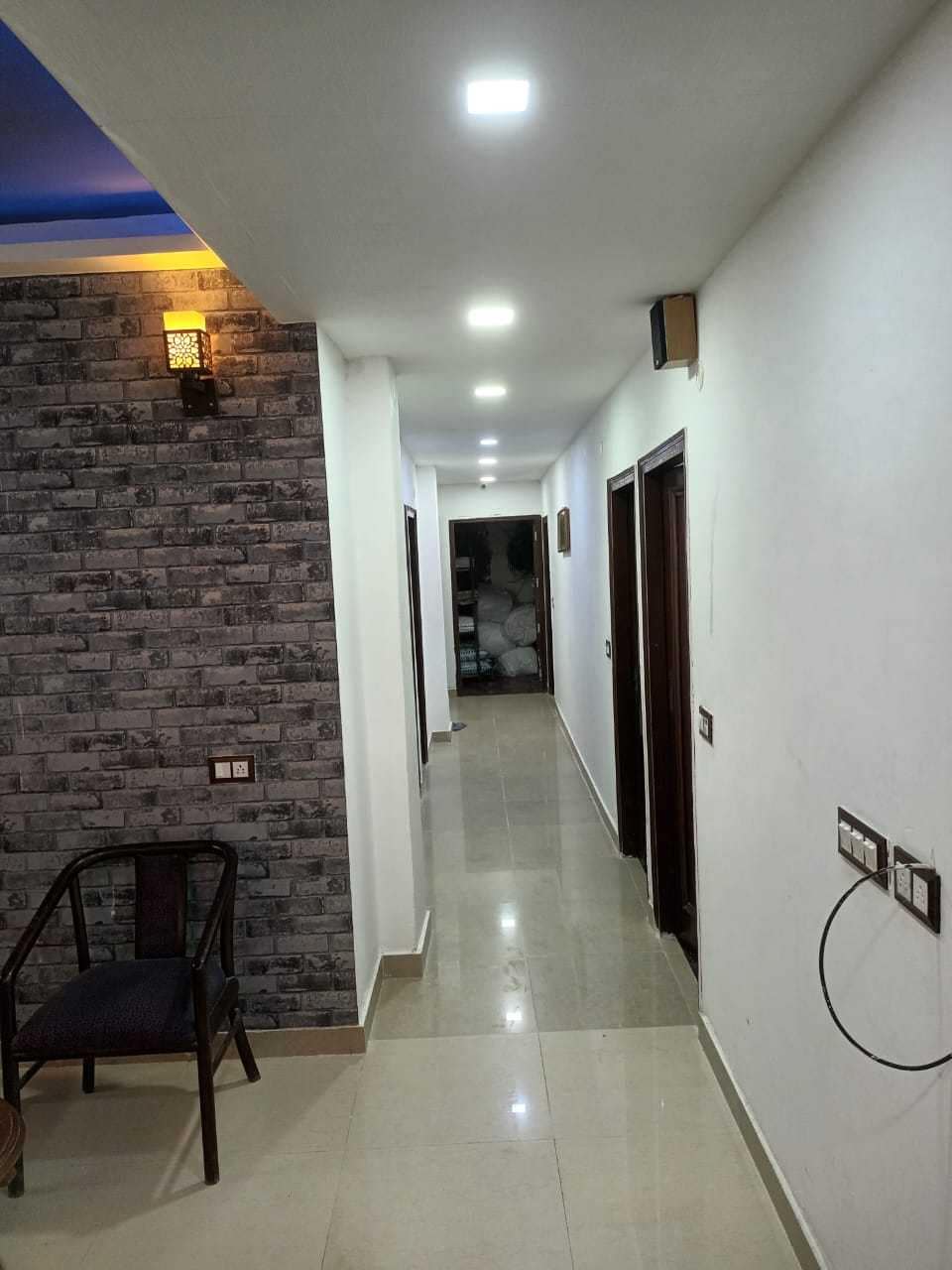 OYO Hotel Prime Near DLF Avenue Saket, Saket Delhi, Delhi