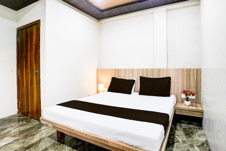 Hotel O Dombivali Formerly PK Lodging, Mumbai- Kalyan-Bhiwandi- Badalapur, Mumbai