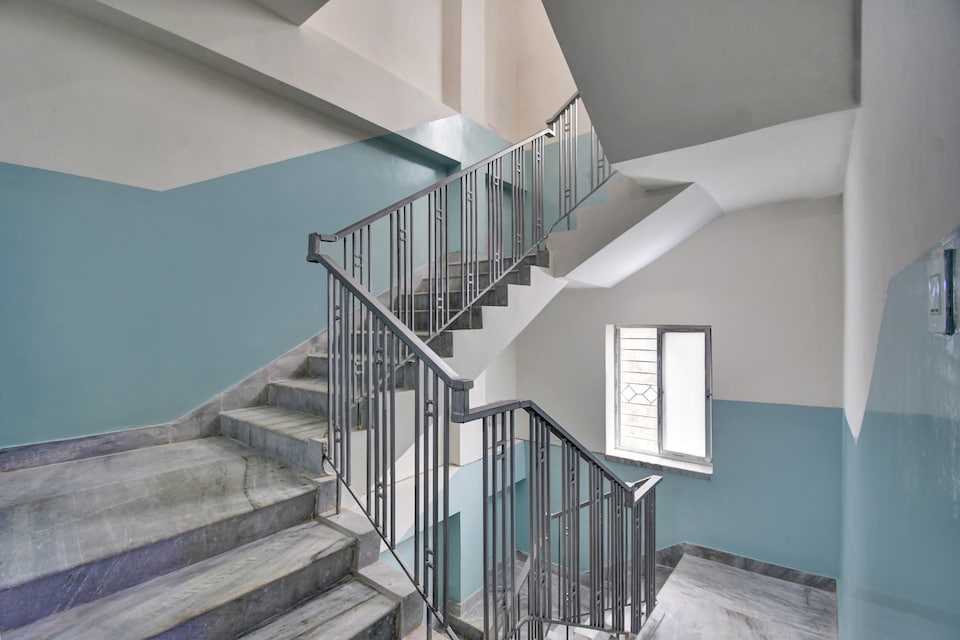 Hotel O Diamond Regency, Ruby Hospital Kolkata, Kolkata