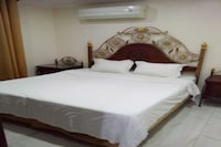 OYO 641 Home Furnished Apartments - 1BHK
