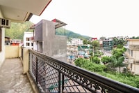Hotel O Bhagirathi Palace Ganga Beach
