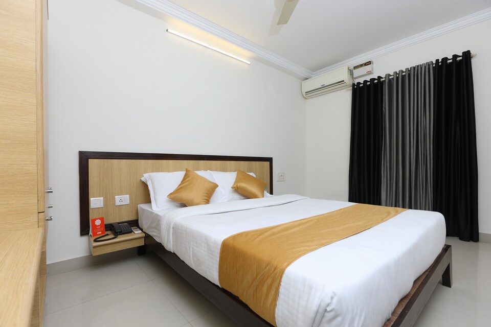 OYO Flagship 12251 Half Moon, ECR Chennai, Chennai