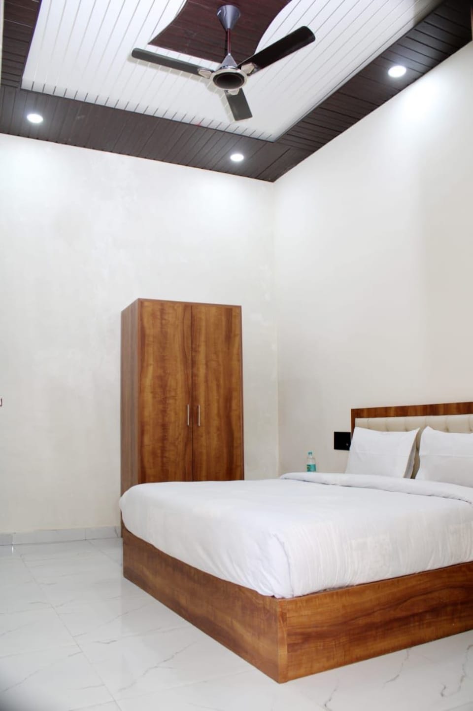OYO 701356 HOTEL TOWNHOUSE, Bulandshahr, Bulandshahr