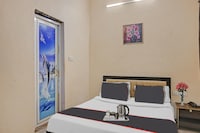 Collection O Hotel Dev Palace