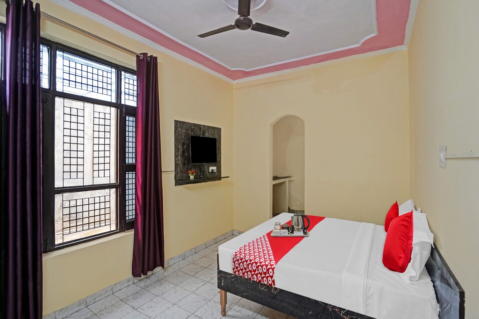 OYO Flagship Hotel Orchid Inn, Vaishali Kaushambi Metro, Ghaziabad