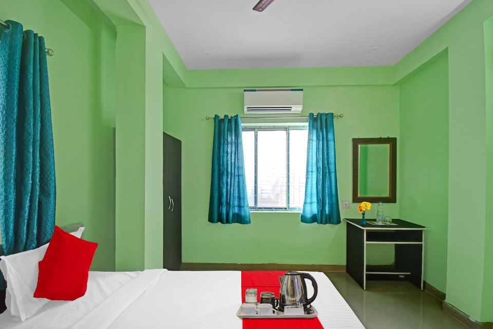 Super Hotel O Hotel Acronis, Ruby Hospital Kolkata, Kolkata