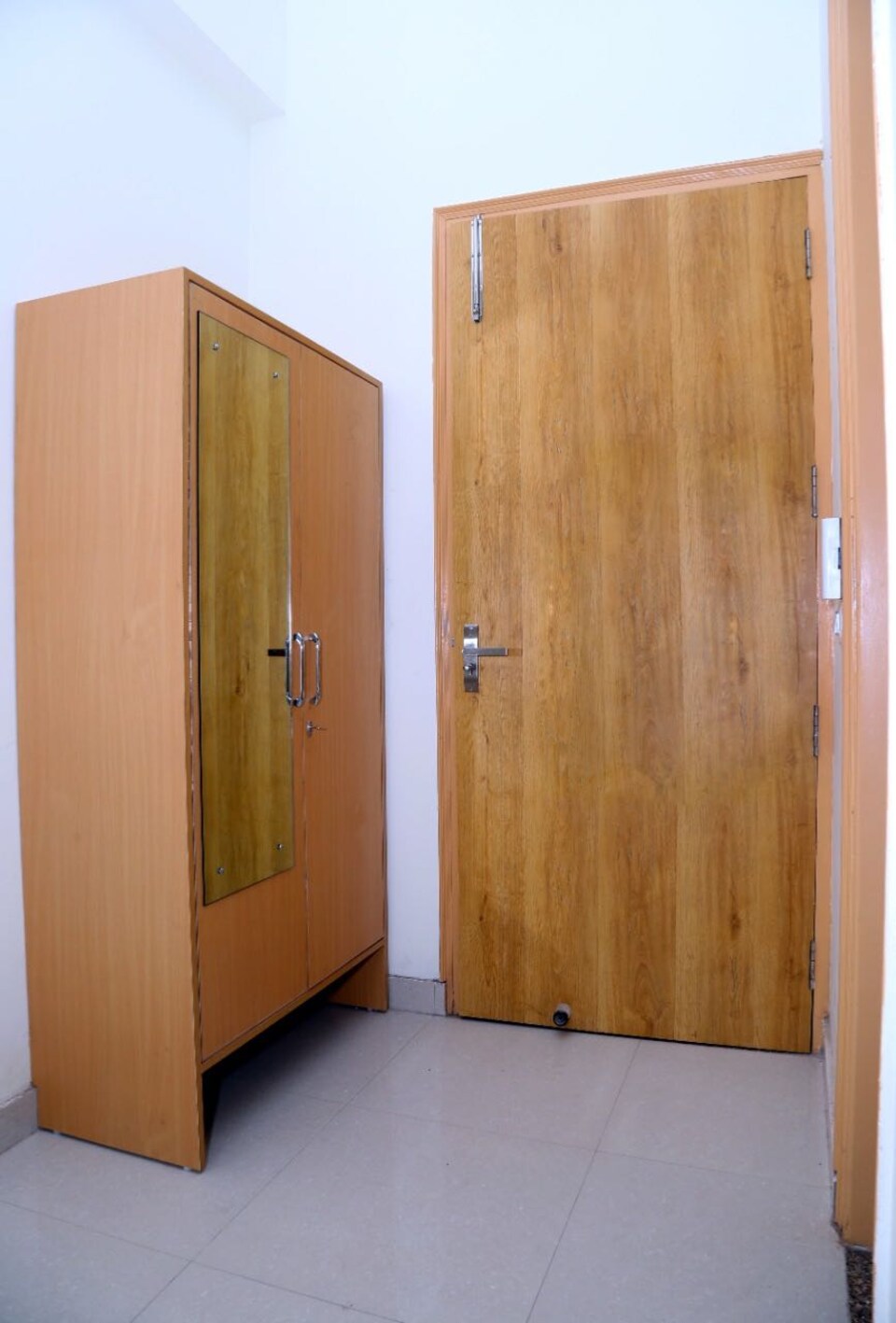 OYO Star Key Near INOX Gurgaon Dreamz, Old Gurgaon, Gurgaon