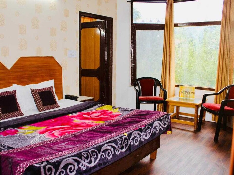 OYO 701596 Hotel White Snow, Old Manali Cluster, Manali