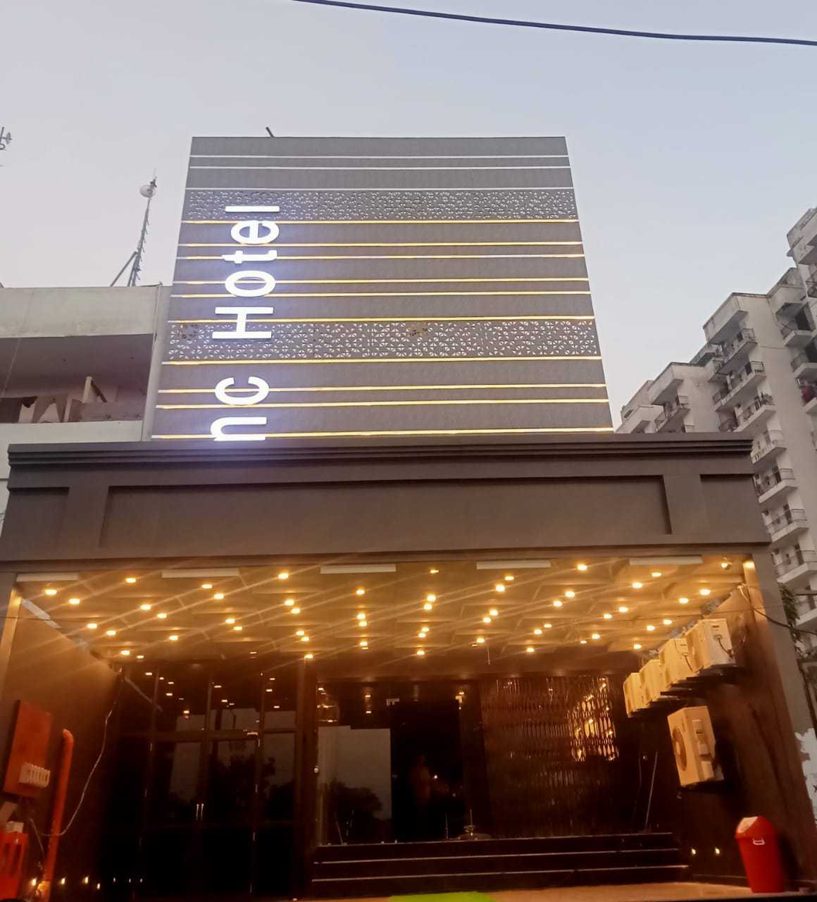 OYO Mmc Hotel And Restaurant, OYO Rooms Meerut, Book ₹1487 OYO