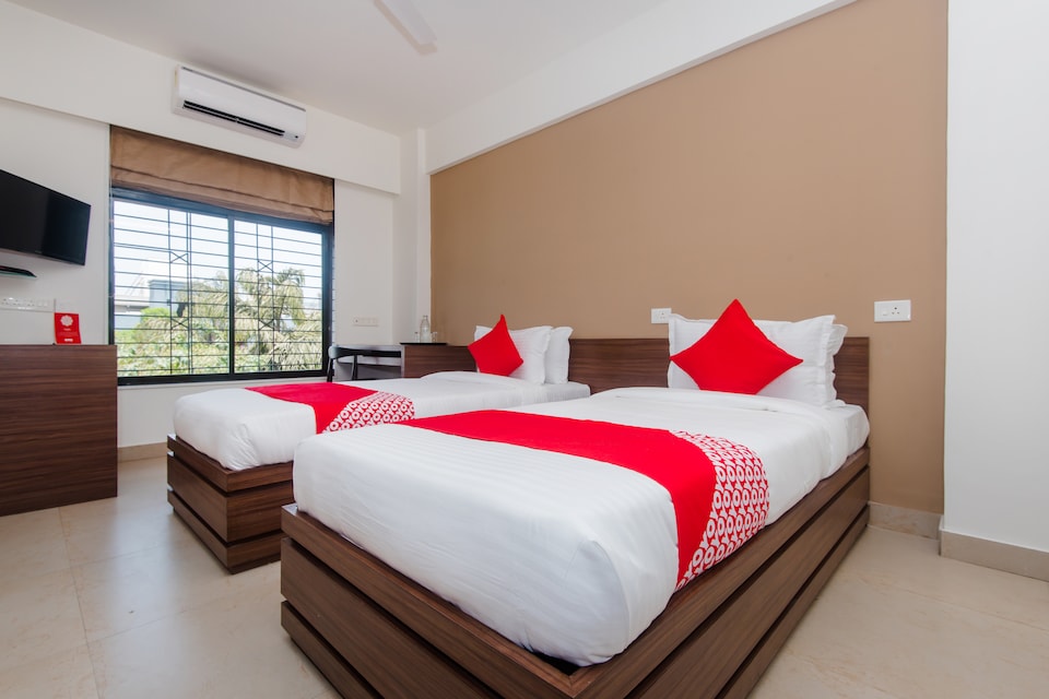 Flagship 12299 Koparkhairaine, Mumbai-Airoli-Ghansoli-KoperKhairane, Mumbai