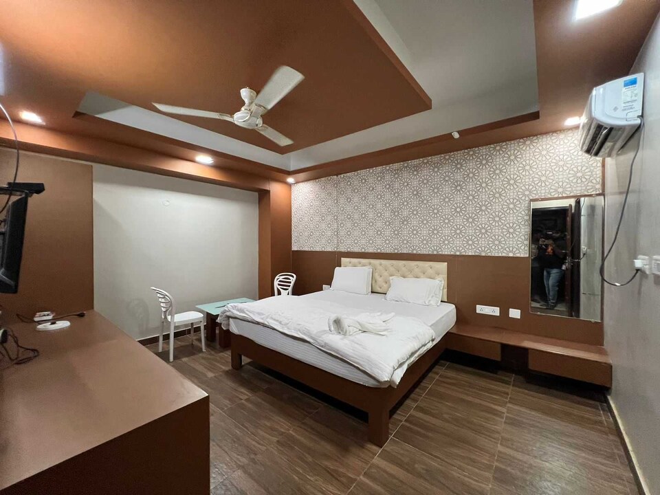 Capital O Bhoomi Continental By Mng Rooms, Fatehpur city, फतेहपुर