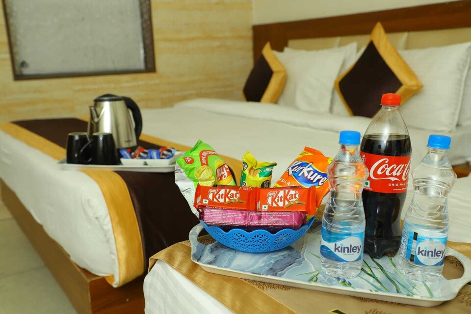 OYO Garden Inn, Fatehabad Road, Agra