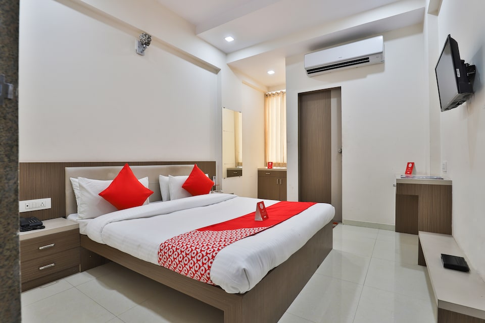 OYO 12309 Hotel Ananya, Kalol Gandhinagar, Gandhinagar