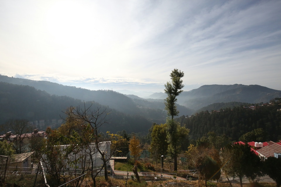 OYO Home 12310 Hill Top 2BHK, Bharari, Shimla