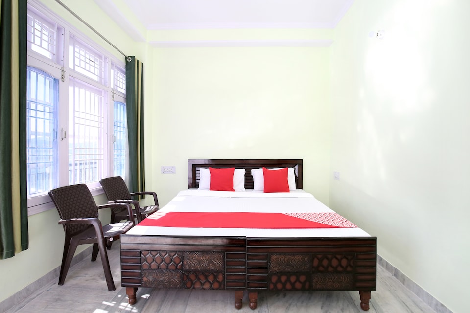 OYO Home 12310 Hill Top 2BHK, Bharari, Shimla