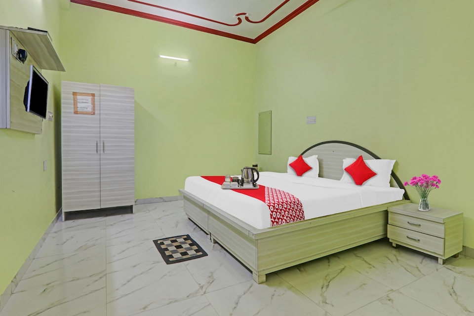 Flagship Chaitdeep Palace, Golghar, Gorakhpur