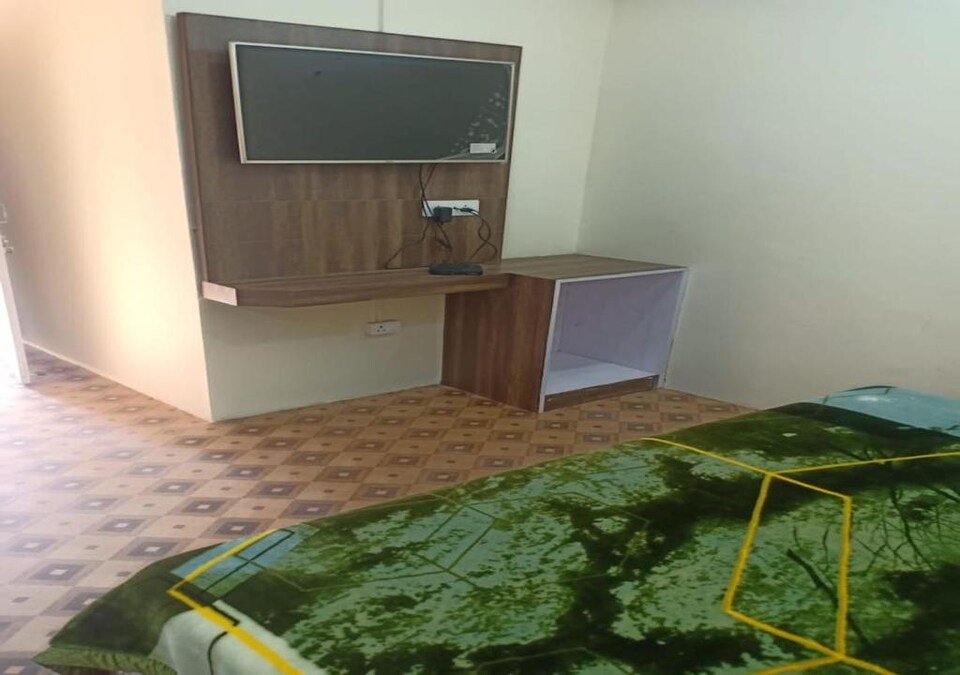 POP Moonlight Resort, Library Road Mussoorie, Mussoorie